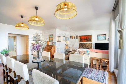 Apartamento T4 para Venda em Aldoar, Foz do Douro e Nevogilde