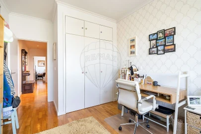 Apartamento T4 para Venda em Aldoar, Foz do Douro e Nevogilde