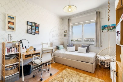 Apartamento T4 para Venda em Aldoar, Foz do Douro e Nevogilde