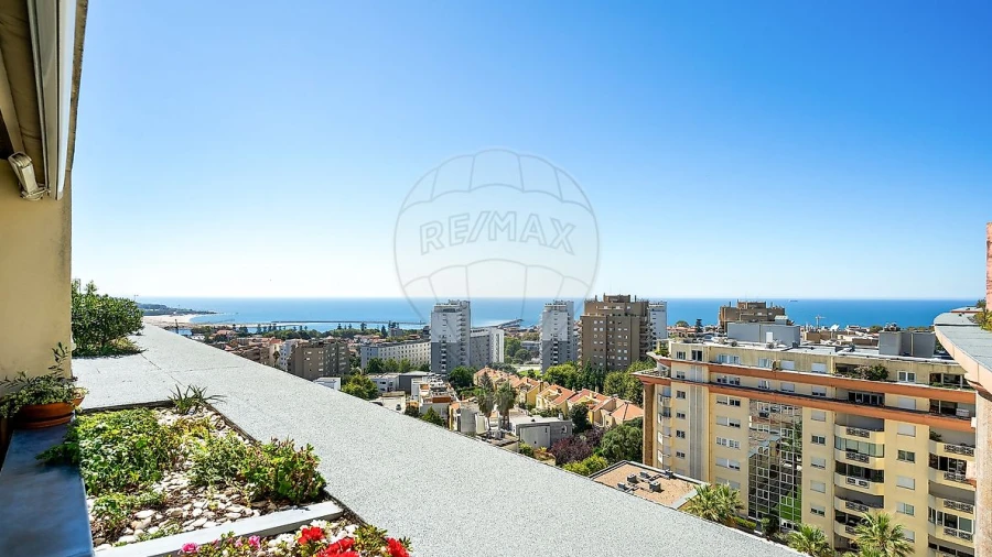Apartamento T4 para Venda em Aldoar, Foz do Douro e Nevogilde