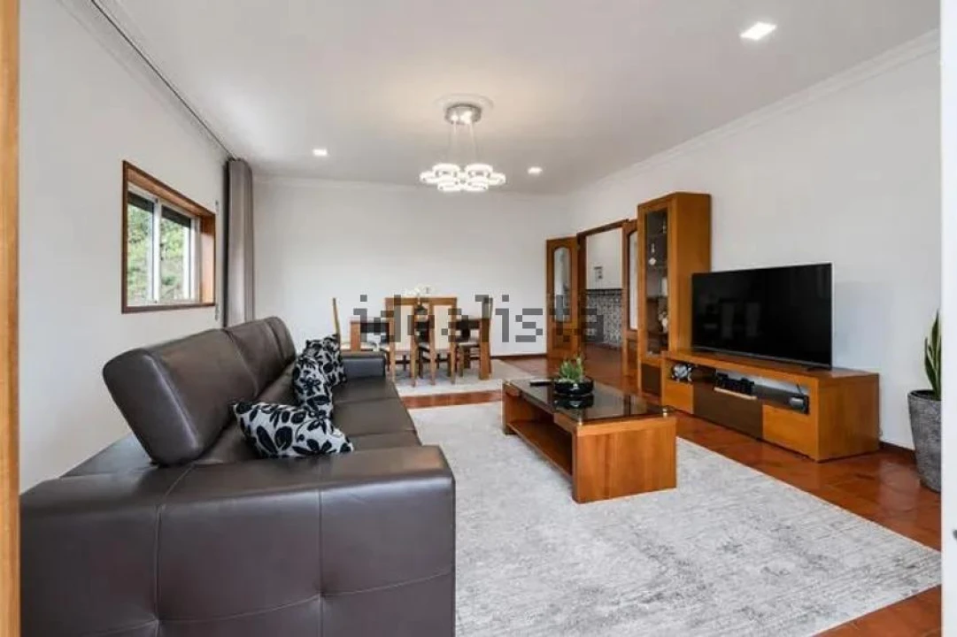 Apartamento T3 para Venda em Pombeiro de Ribavizela Foto 3