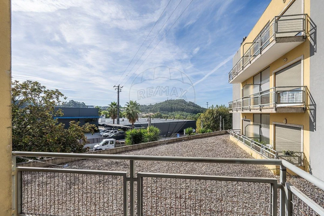 Apartamento T2 para Venda em Cristelos, Boim e Ordem Foto 19