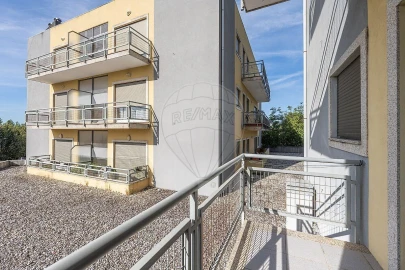 Apartamento T2 para Venda em Cristelos, Boim e Ordem