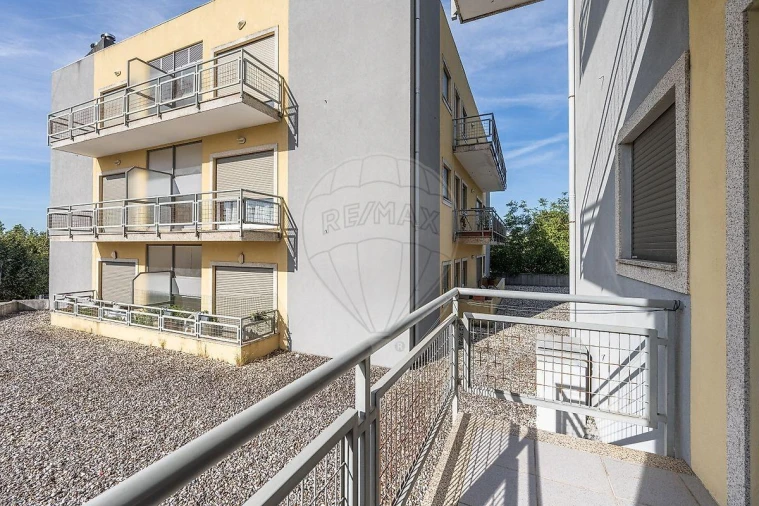 Apartamento T2 para Venda em Cristelos, Boim e Ordem Foto 18