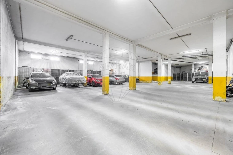 Apartamento T2 para Venda em Cristelos, Boim e Ordem Foto 22