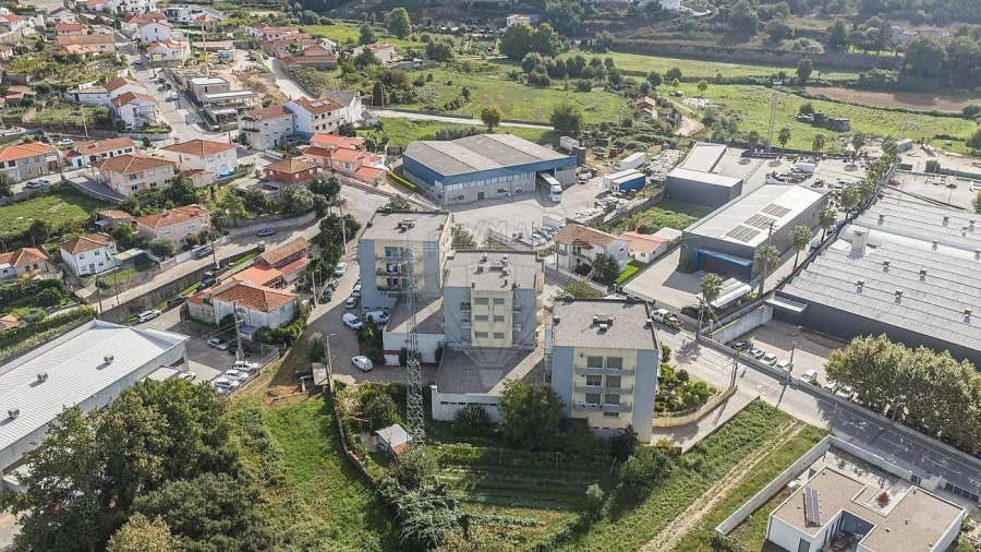 Apartamento T2 para Venda em Cristelos, Boim e Ordem Foto 3