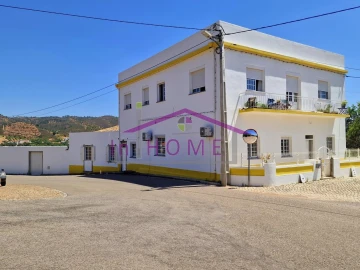 Moradia T7 para Venda em Salir