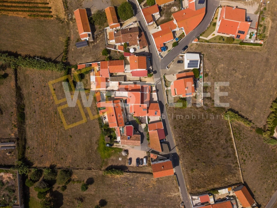 Moradia T4 para Arrendamento em Encarnação Foto 22