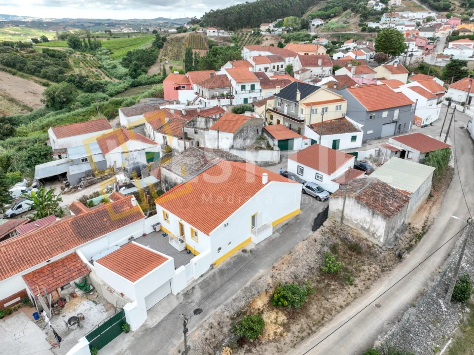 Moradia T3 para Venda em Azueira e Sobral da Abelheira Foto 29