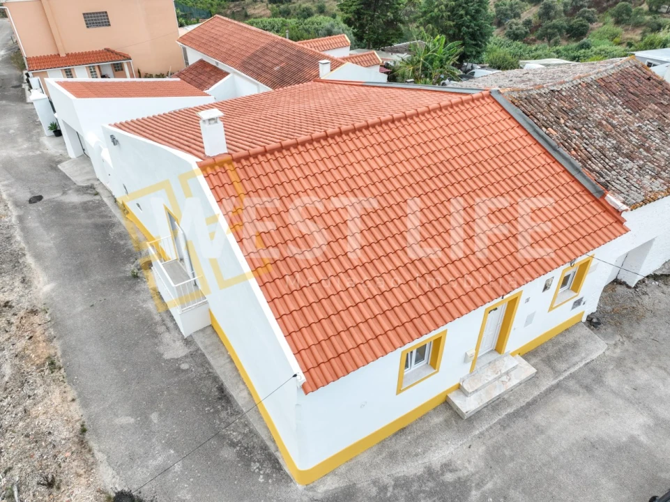 Moradia T3 para Venda em Azueira e Sobral da Abelheira Foto 31