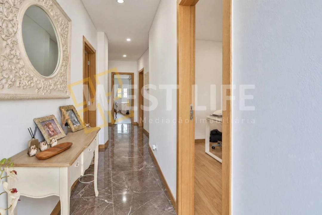 Moradia T3 para Venda em Azueira e Sobral da Abelheira Foto 8