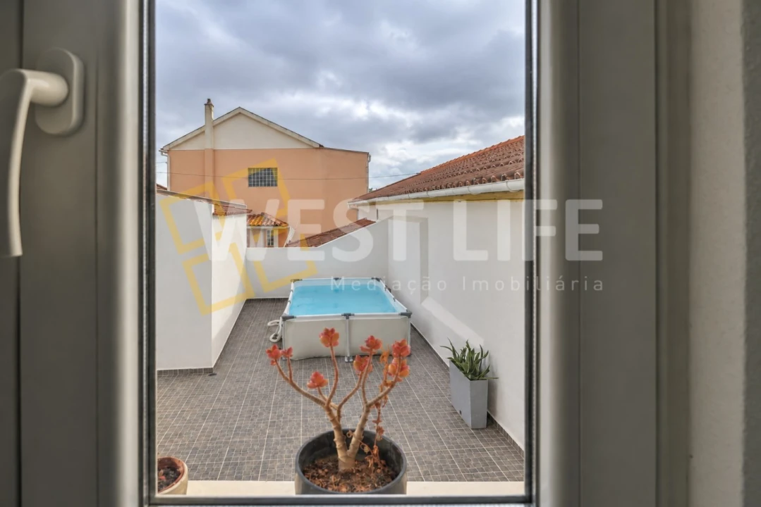Moradia T3 para Venda em Azueira e Sobral da Abelheira Foto 21