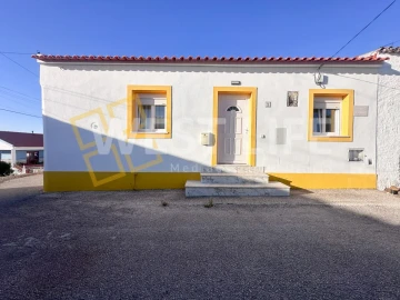 Moradia T3 para Venda em Azueira e Sobral da Abelheira