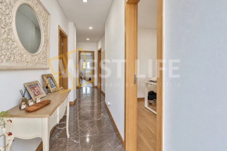 Moradia T3 para Venda em Azueira e Sobral da Abelheira Foto 8