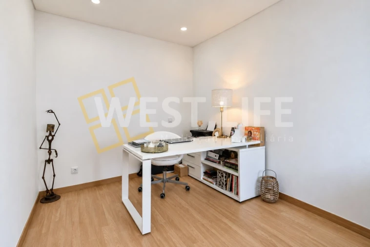 Moradia T3 para Venda em Azueira e Sobral da Abelheira Foto 11