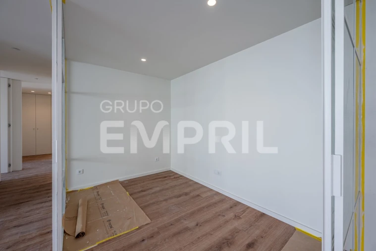 Apartamento T2 para Venda em Canidelo Foto 5