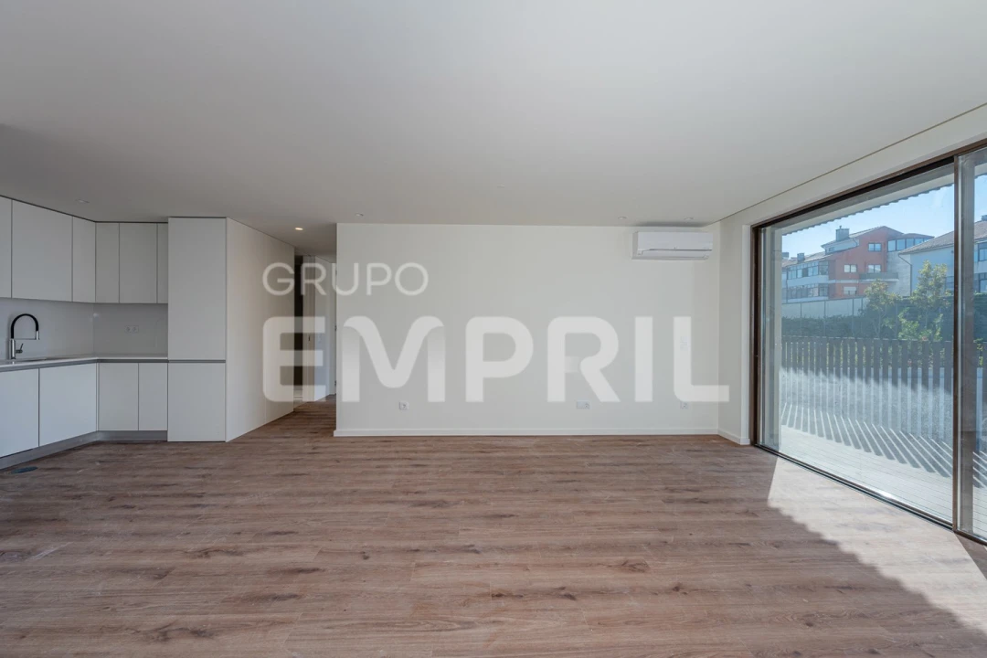 Apartamento T2 para Venda em Canidelo Foto 2