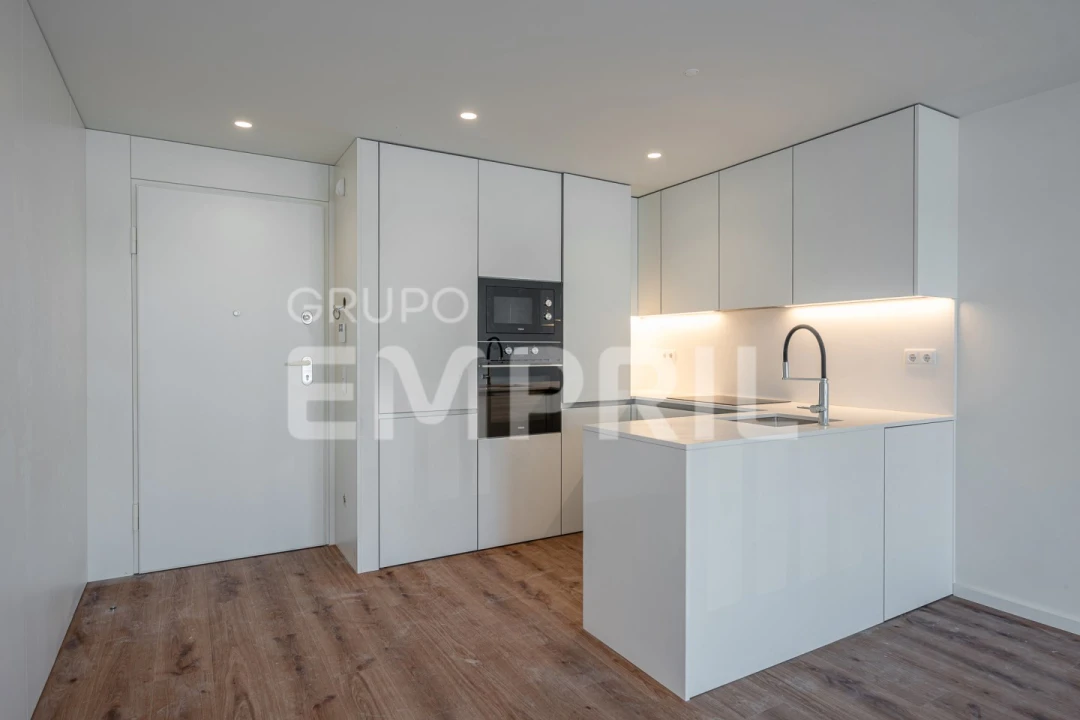Apartamento T2 para Venda em Canidelo Foto 3