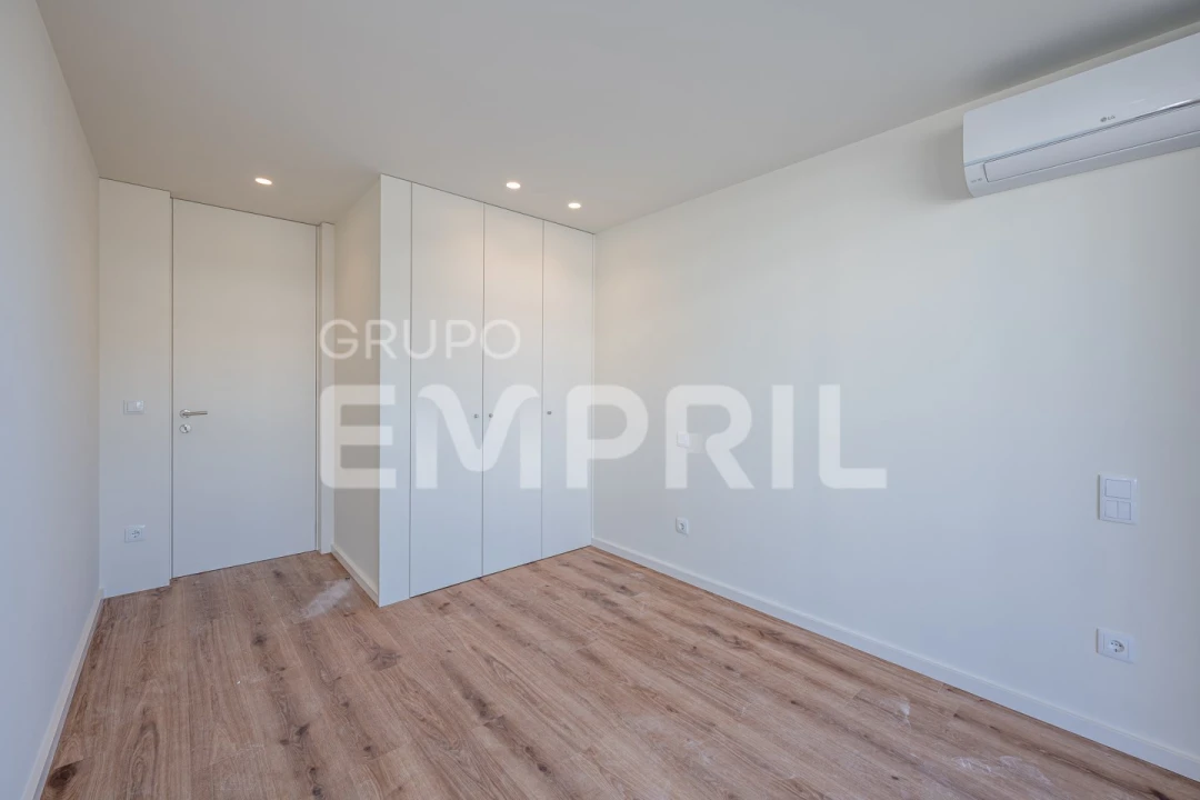 Apartamento T2 para Venda em Canidelo Foto 12