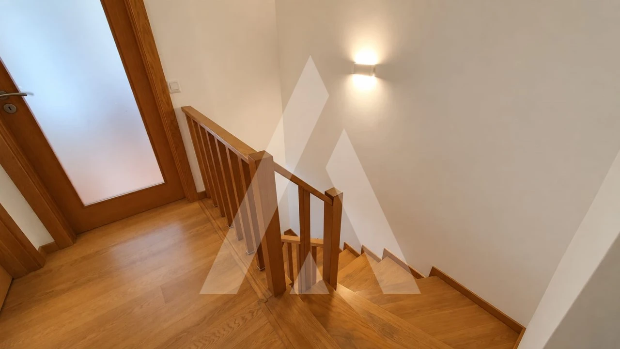 Apartamento T3 para Venda em Viseu Foto 9