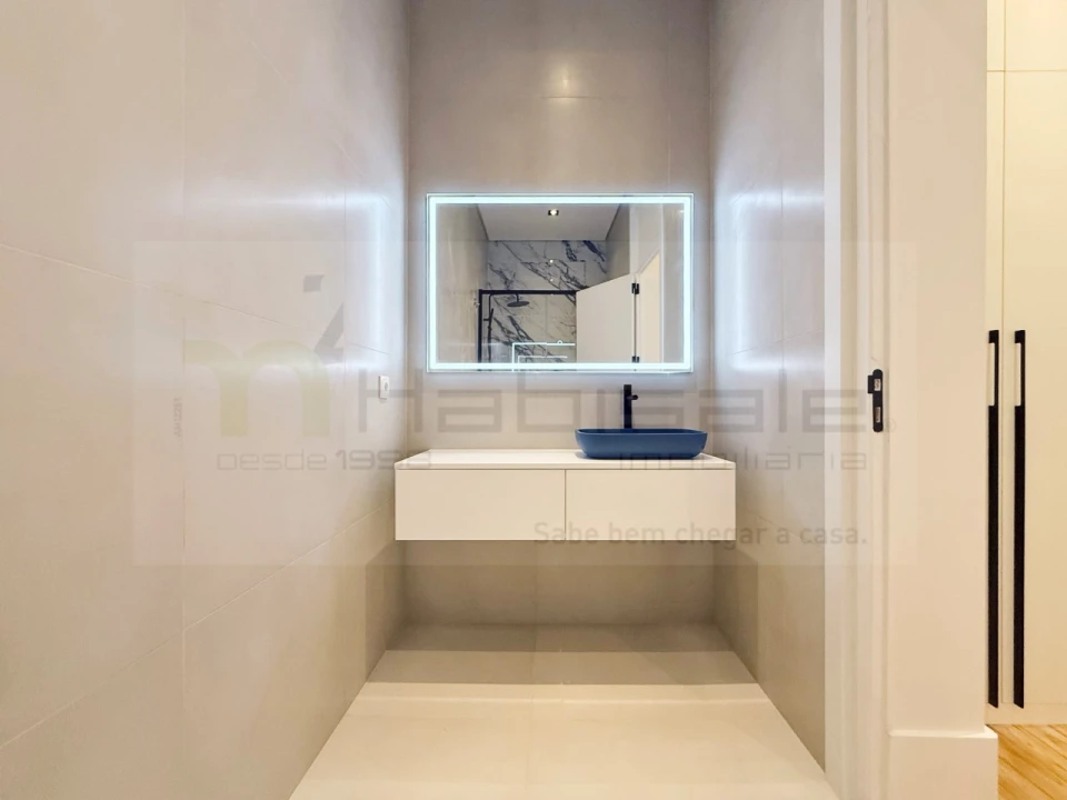Apartamento T3 para Venda em Areeiro Foto 33
