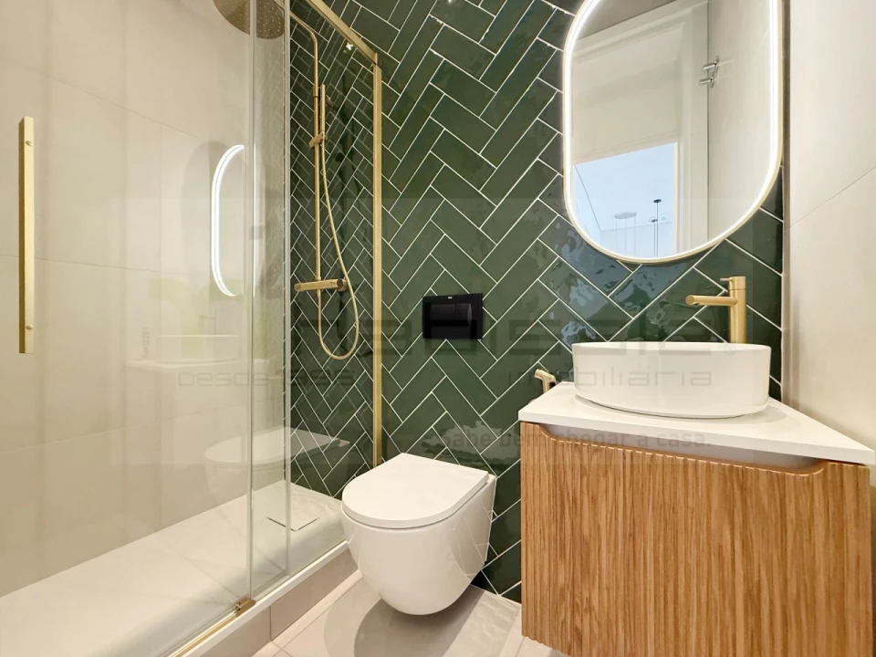 Apartamento T3 para Venda em Areeiro Foto 16
