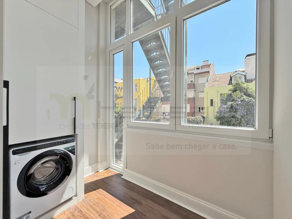 Apartamento T3 para Venda em Areeiro Foto 20