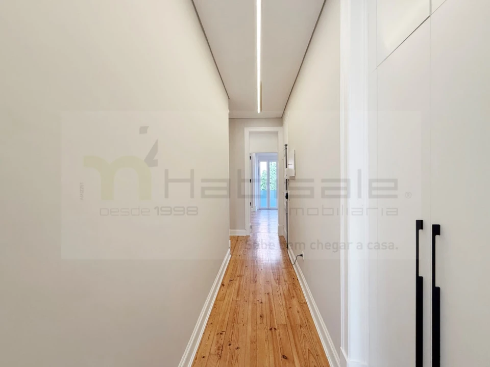Apartamento T3 para Venda em Areeiro Foto 23
