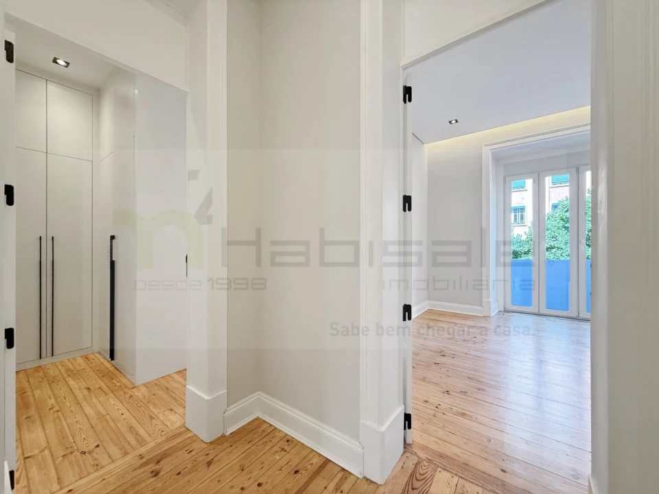 Apartamento T3 para Venda em Areeiro Foto 24