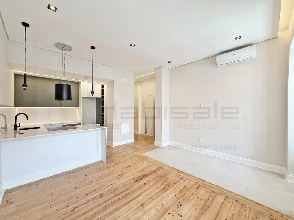 Apartamento T3 para Venda em Areeiro Foto 10