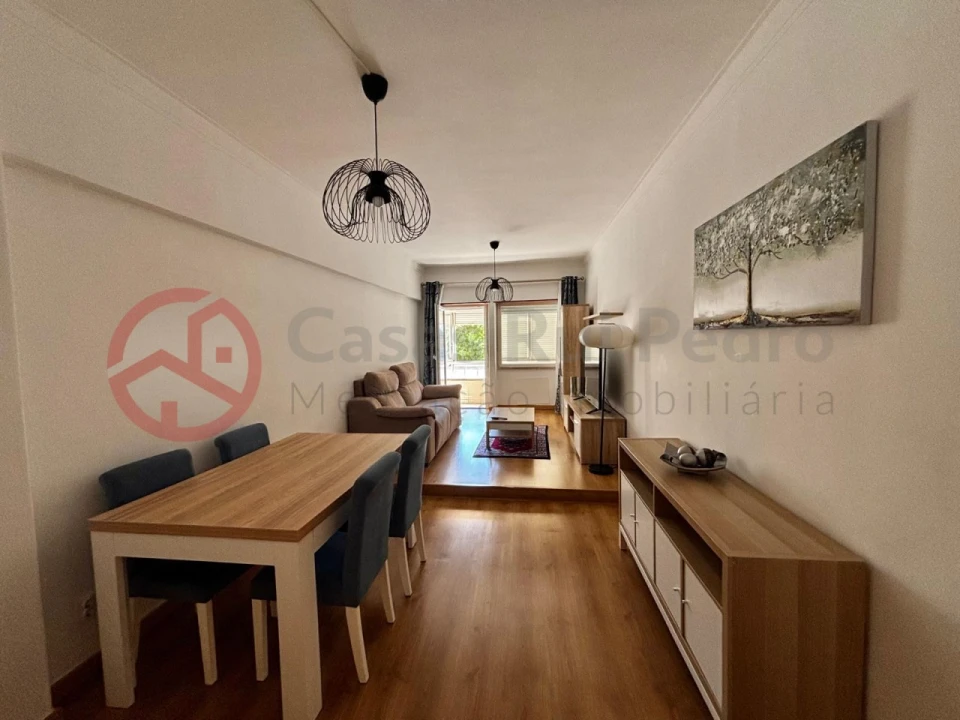 Apartamento T3 para Venda em Laranjeiro e Feijó Foto 2