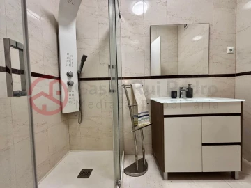 Apartamento T3 para Venda em Laranjeiro e Feijó