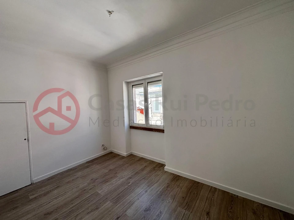 Apartamento T2 para Venda em São Vicente Foto 7