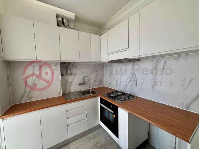 Apartamento T2 para Venda em São Vicente Foto 3