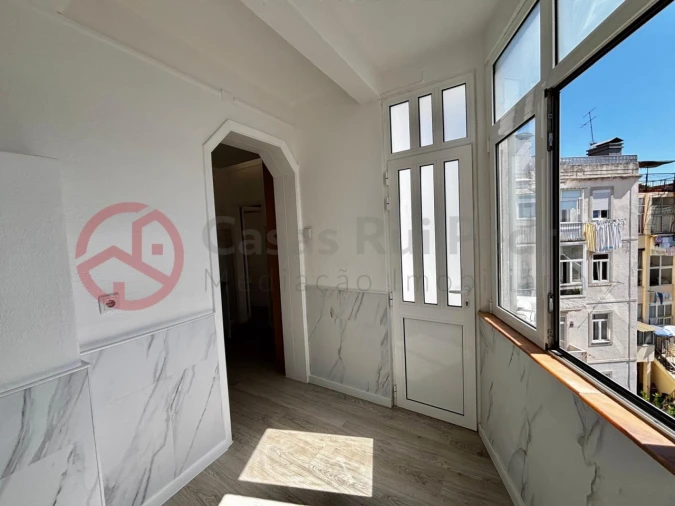 Apartamento T2 para Venda em São Vicente Foto 6