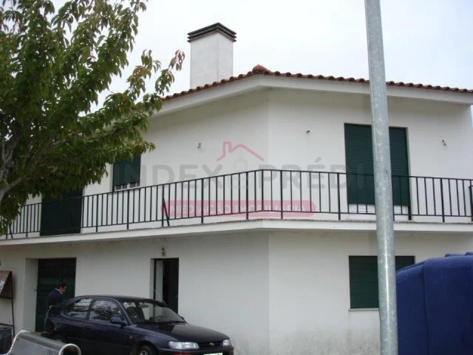 Moradia T4 para Venda em Cadima Foto 5