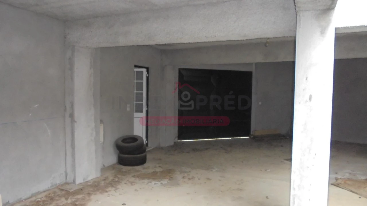 Moradia T4 para Venda em Cadima Foto 12