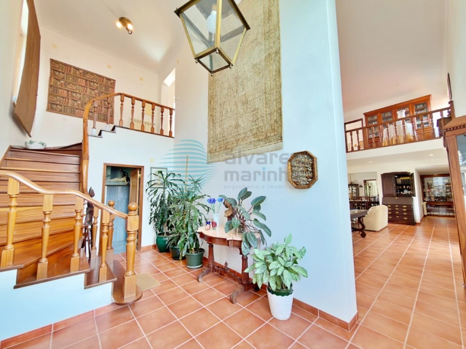 Moradia T5 para Venda em Turcifal Foto 2