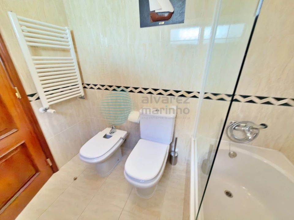Moradia T5 para Venda em Turcifal Foto 23