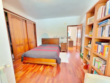 Moradia T5 para Venda em Turcifal