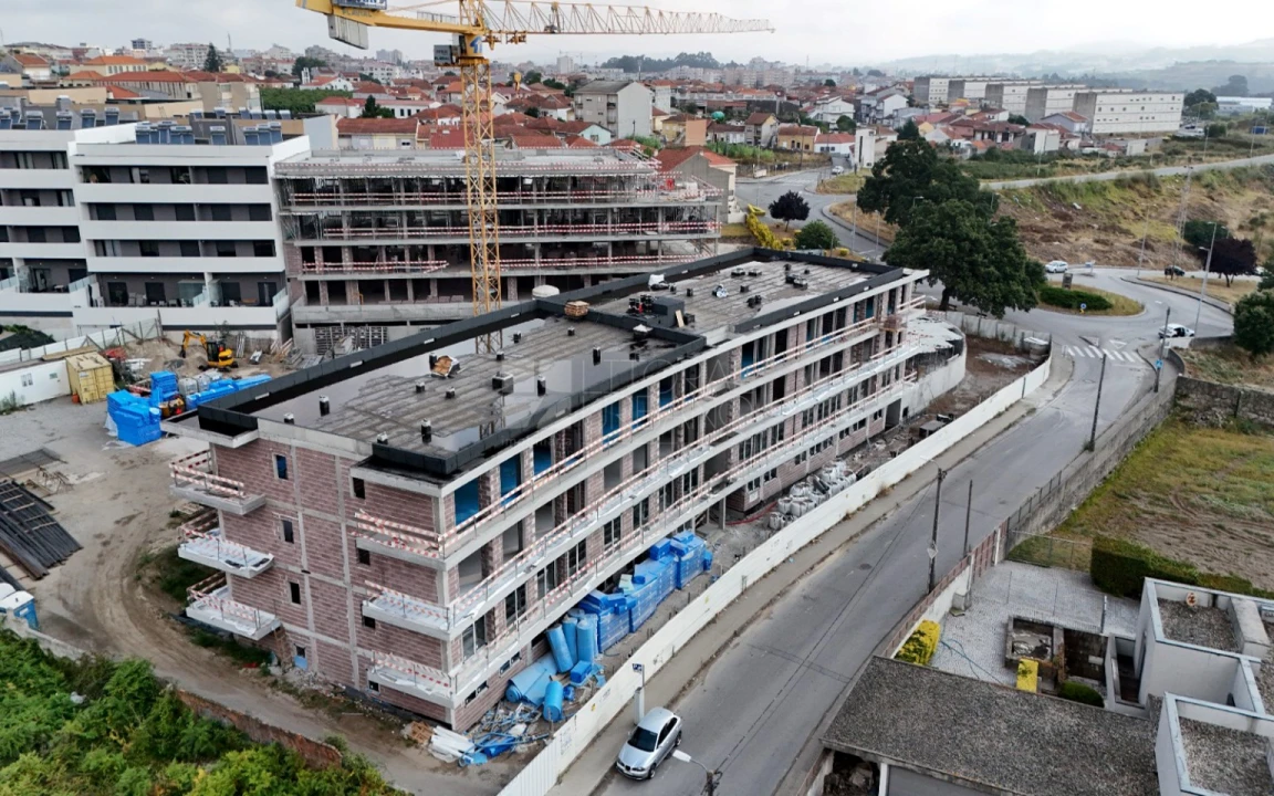 Apartamento T2 para Venda em Rio Tinto Foto 1