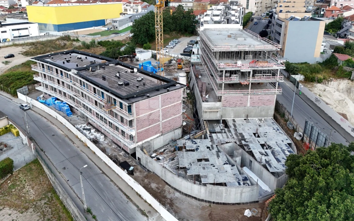 Apartamento T2 para Venda em Rio Tinto Foto 4