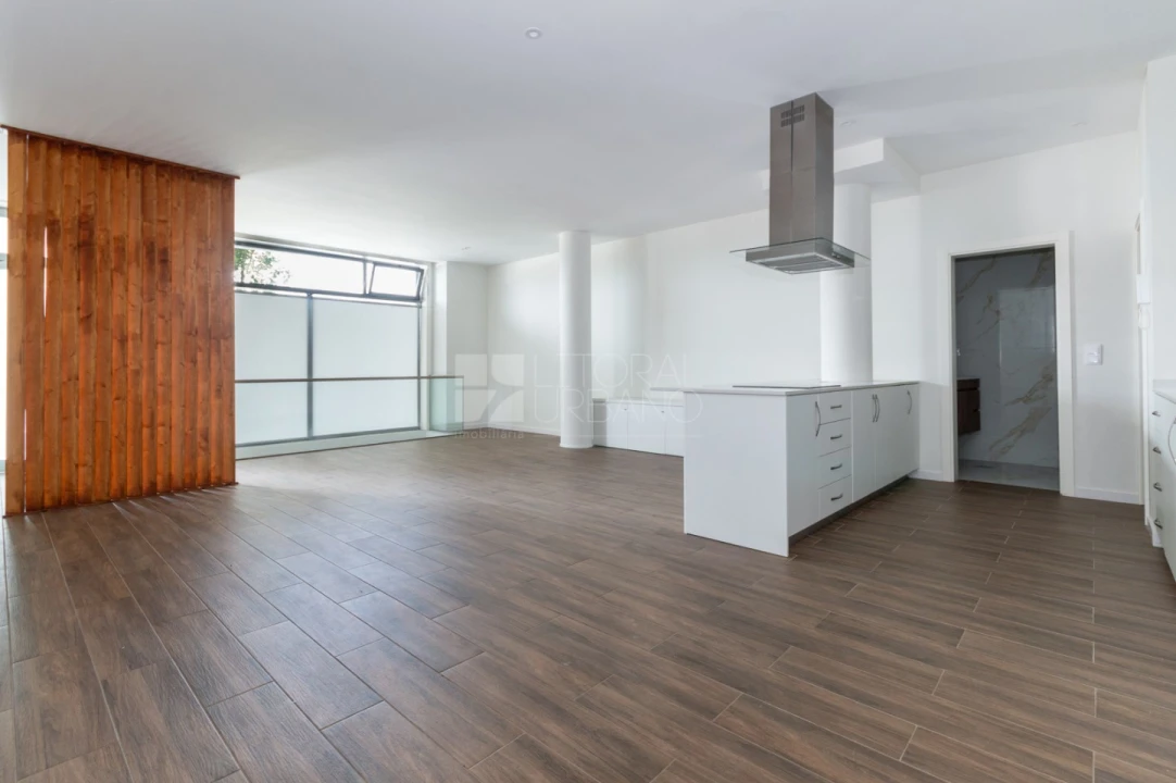 Apartamento T2 para Venda em Argoncilhe Foto 1