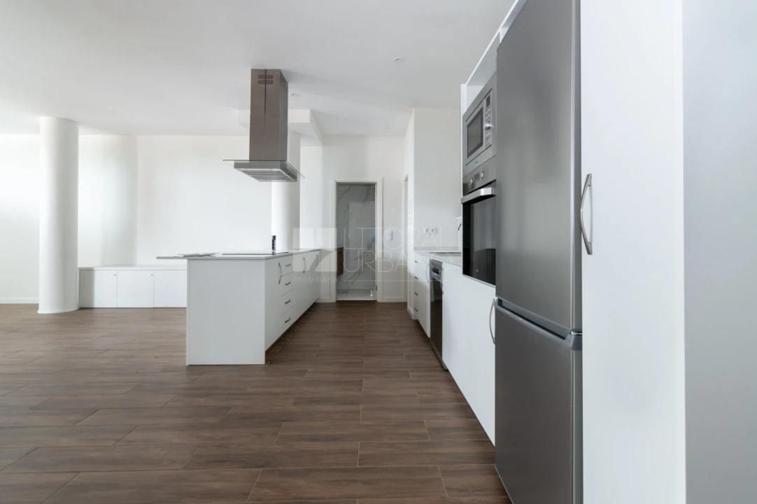 Apartamento T2 para Venda em Argoncilhe Foto 4