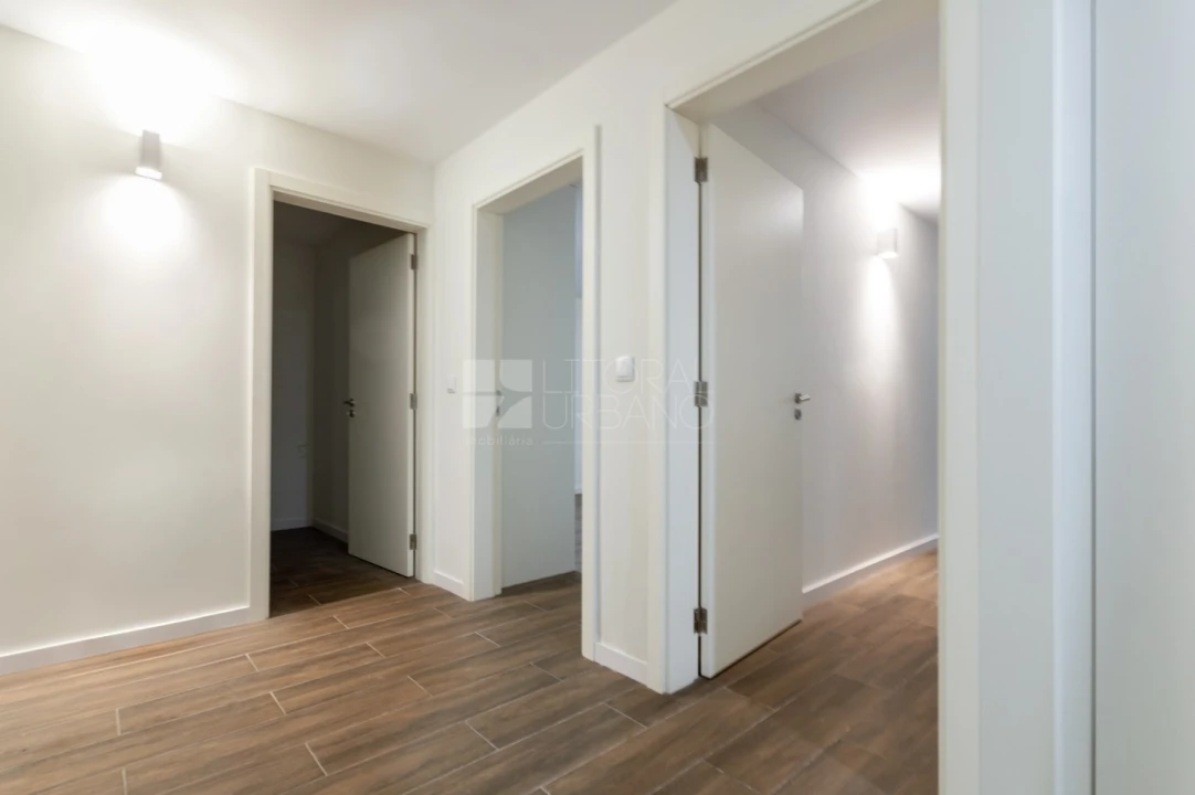 Apartamento T2 para Venda em Argoncilhe Foto 10