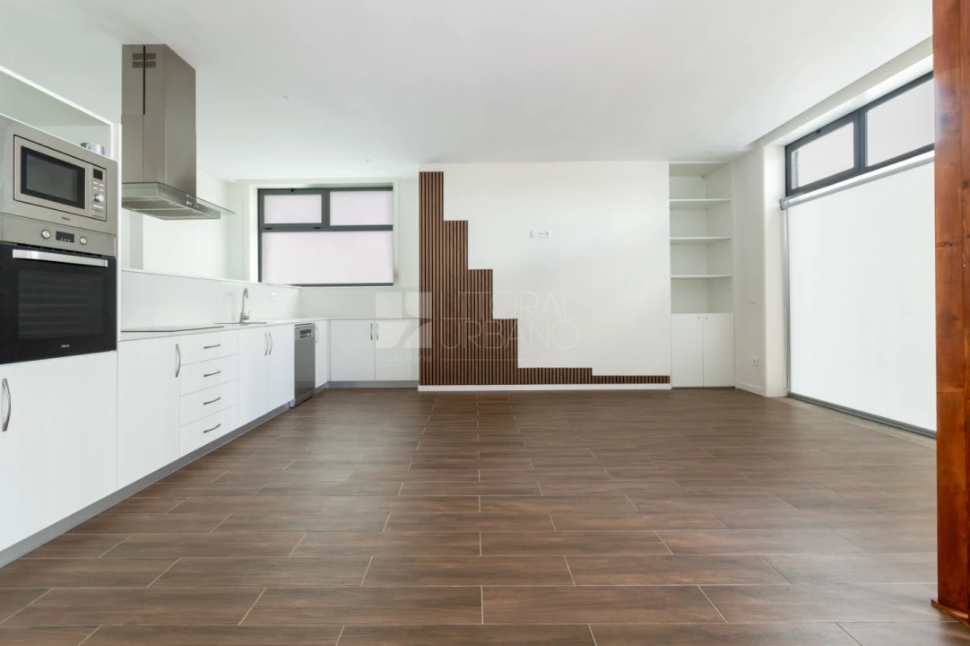 Apartamento T2 para Venda em Argoncilhe Foto 5