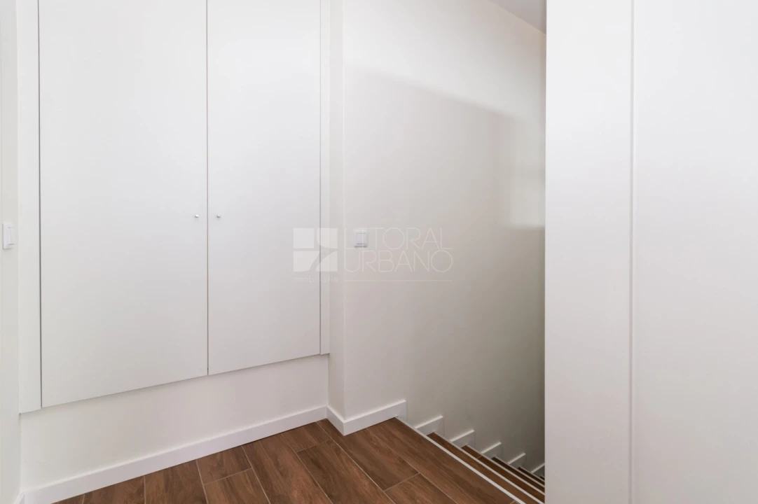 Apartamento T2 para Venda em Argoncilhe Foto 6