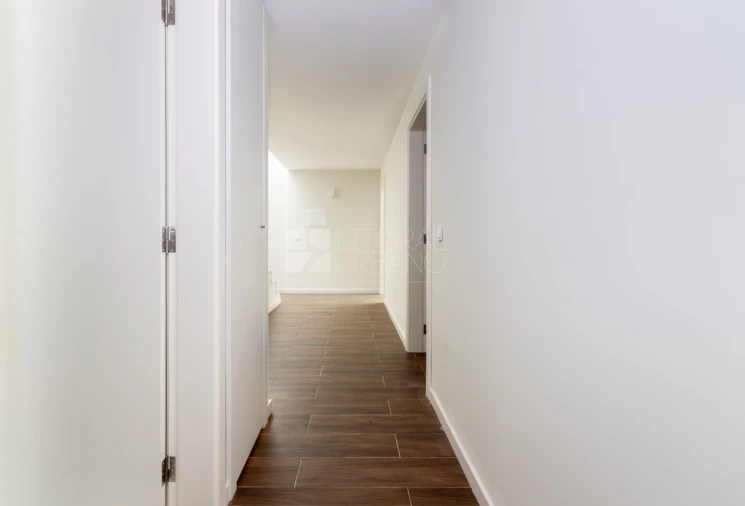 Apartamento T2 para Venda em Argoncilhe Foto 14