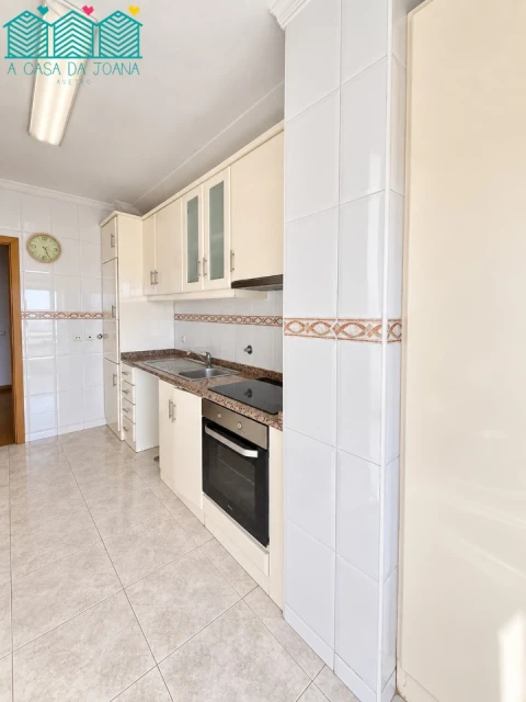 Apartamento T2 para Venda em São Felix da Marinha