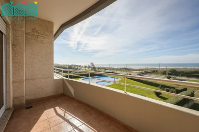 Apartamento T2 para Venda em São Felix da Marinha